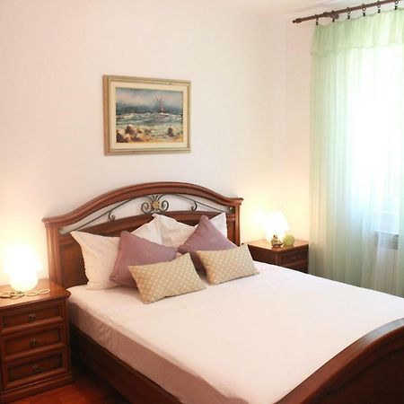 Apartment Dajana Bol Luaran gambar