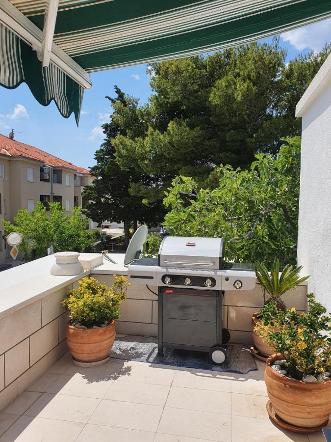Apartment Dajana Bol Luaran gambar