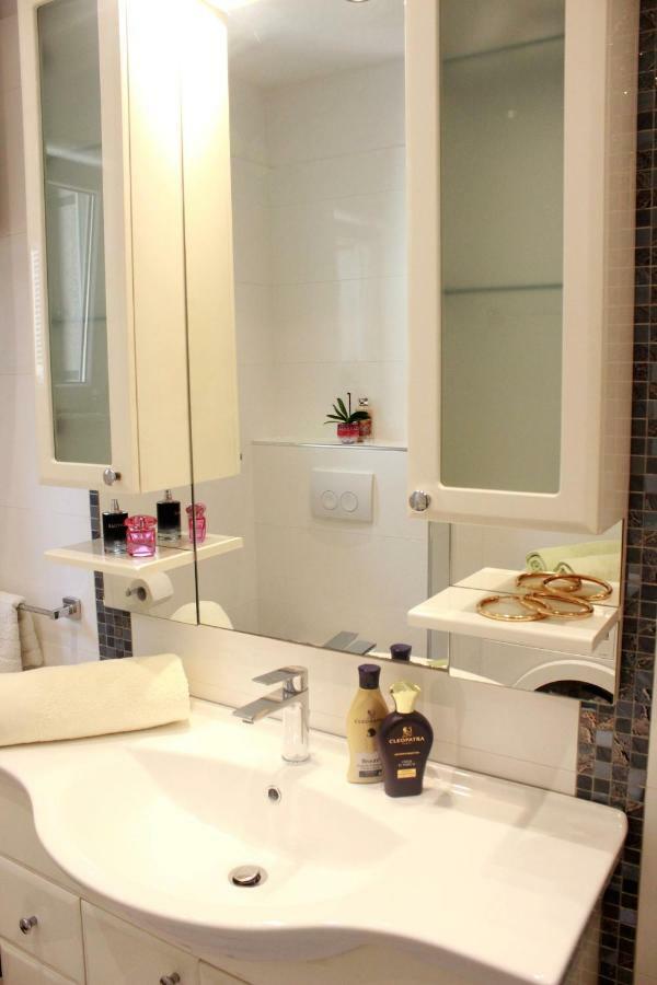 Apartment Dajana Bol Luaran gambar